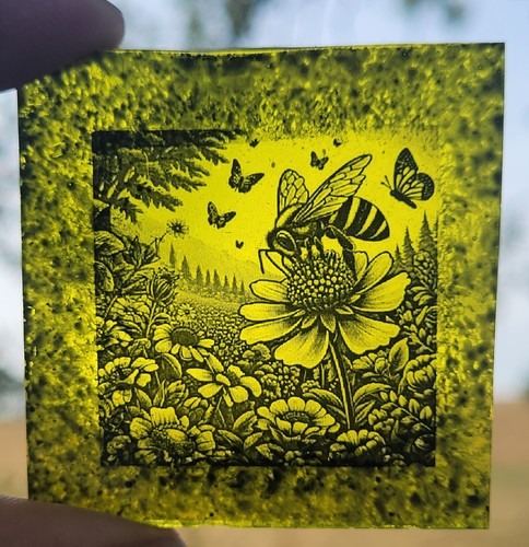 Stained glass bee kiln - bee,